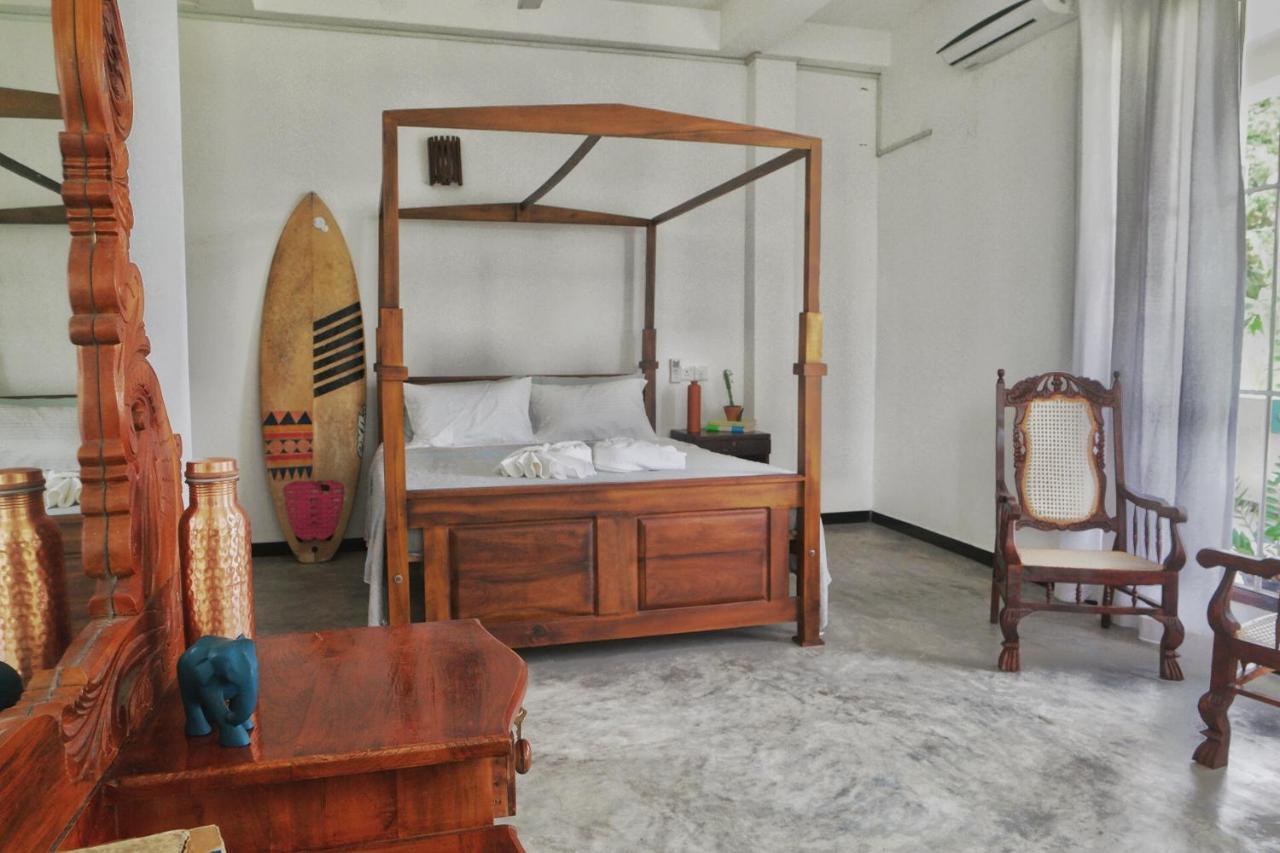 Pitaya Hotel เวลิกามา ภายนอก รูปภาพ